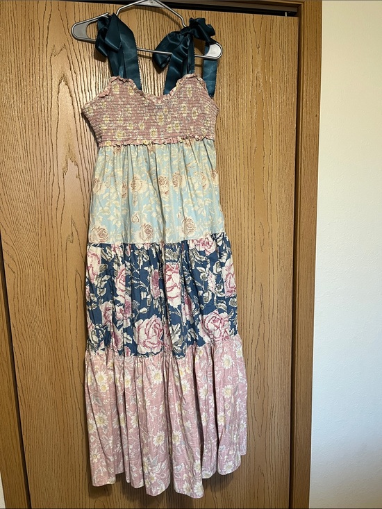 Free People Dresses & Skirts - Free People Floral Tiered Maxi Dress with Navy Ribbon Straps